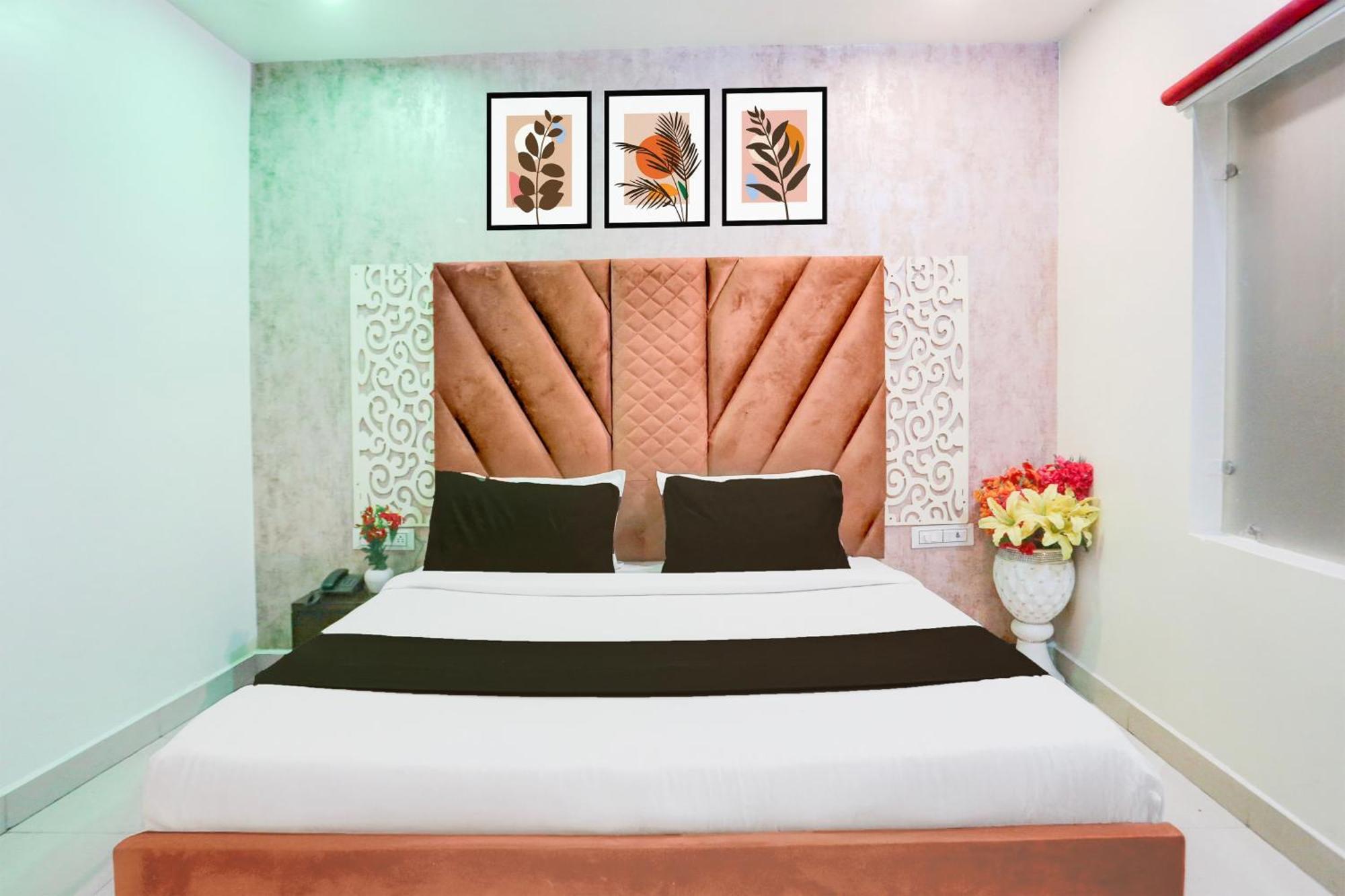 Super Collection O Roop Vihar Rohtak Formerly Hotel Maha Exterior photo